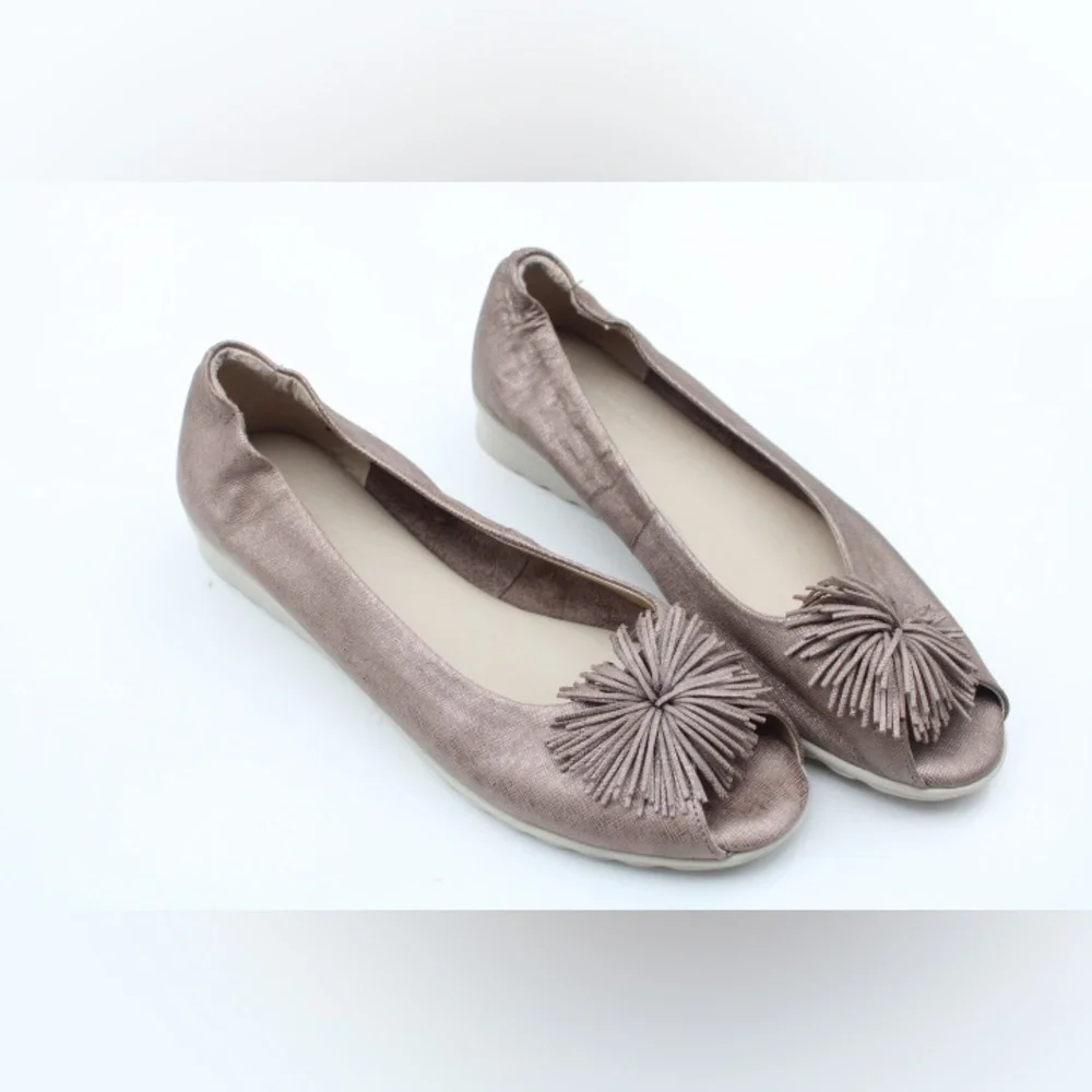 The Flexx peep toe low wedges